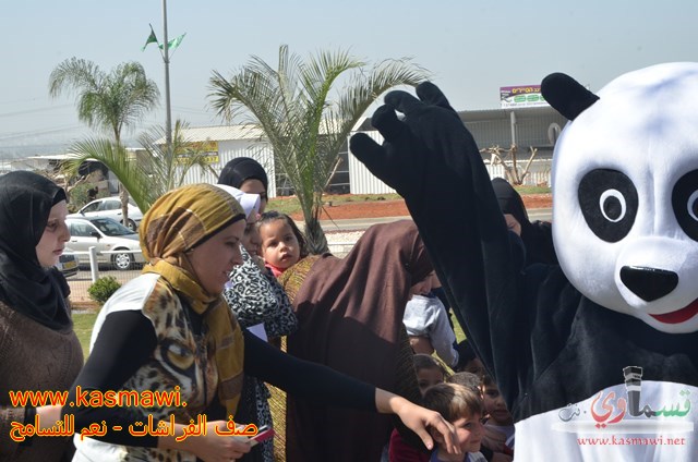 فيديو: صف الفراشات يطير كالفراشات في احضان منتزه عبد الكريم قاسم 